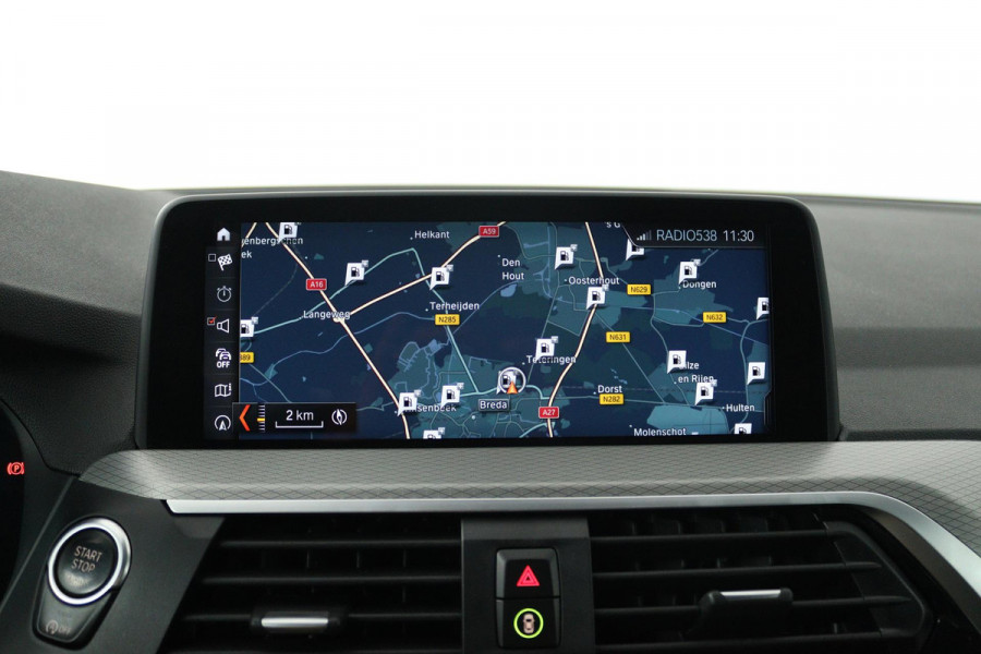 BMW X3 XDrive20i High Executive (PANORAMADAK, TREKHAAK, SFEER, NAVIGATIE, STOELVERWARMING, AUTOMAAT, DEALER ONDERHOUDEN)