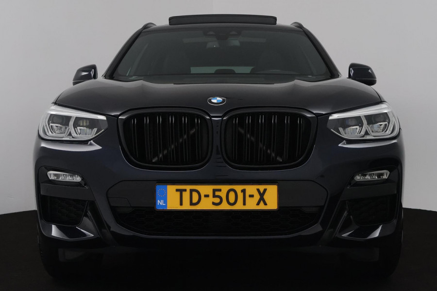 BMW X3 XDrive20i High Executive (PANORAMADAK, TREKHAAK, SFEER, NAVIGATIE, STOELVERWARMING, AUTOMAAT, DEALER ONDERHOUDEN)