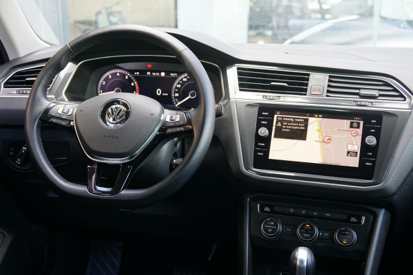 Volkswagen Tiguan 1.4 TSI ACT Highline AUT. + CAMERA / TREKHAAK / VIRTUAL COCKPIT / 1e EIGENAAR