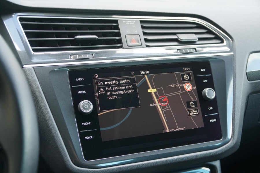 Volkswagen Tiguan 1.4 TSI ACT Highline AUT. + CAMERA / TREKHAAK / VIRTUAL COCKPIT / 1e EIGENAAR