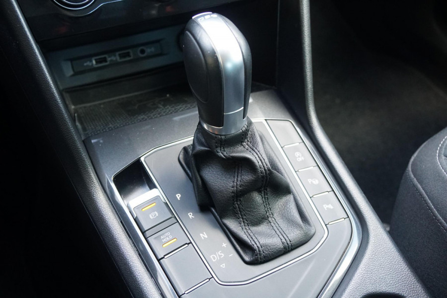 Volkswagen Tiguan 1.4 TSI ACT Highline AUT. + CAMERA / TREKHAAK / VIRTUAL COCKPIT / 1e EIGENAAR