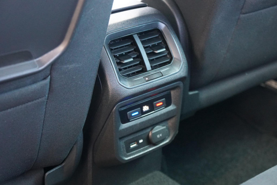 Volkswagen Tiguan 1.4 TSI ACT Highline AUT. + CAMERA / TREKHAAK / VIRTUAL COCKPIT / 1e EIGENAAR