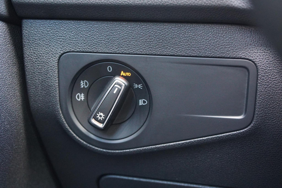 Volkswagen Tiguan 1.4 TSI ACT Highline AUT. + CAMERA / TREKHAAK / VIRTUAL COCKPIT / 1e EIGENAAR