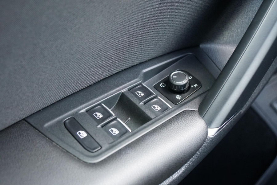 Volkswagen Tiguan 1.4 TSI ACT Highline AUT. + CAMERA / TREKHAAK / VIRTUAL COCKPIT / 1e EIGENAAR