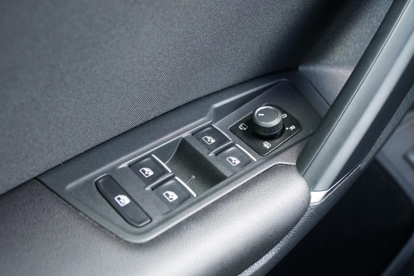 Volkswagen Tiguan 1.4 TSI ACT Highline AUT. + CAMERA / TREKHAAK / VIRTUAL COCKPIT / 1e EIGENAAR