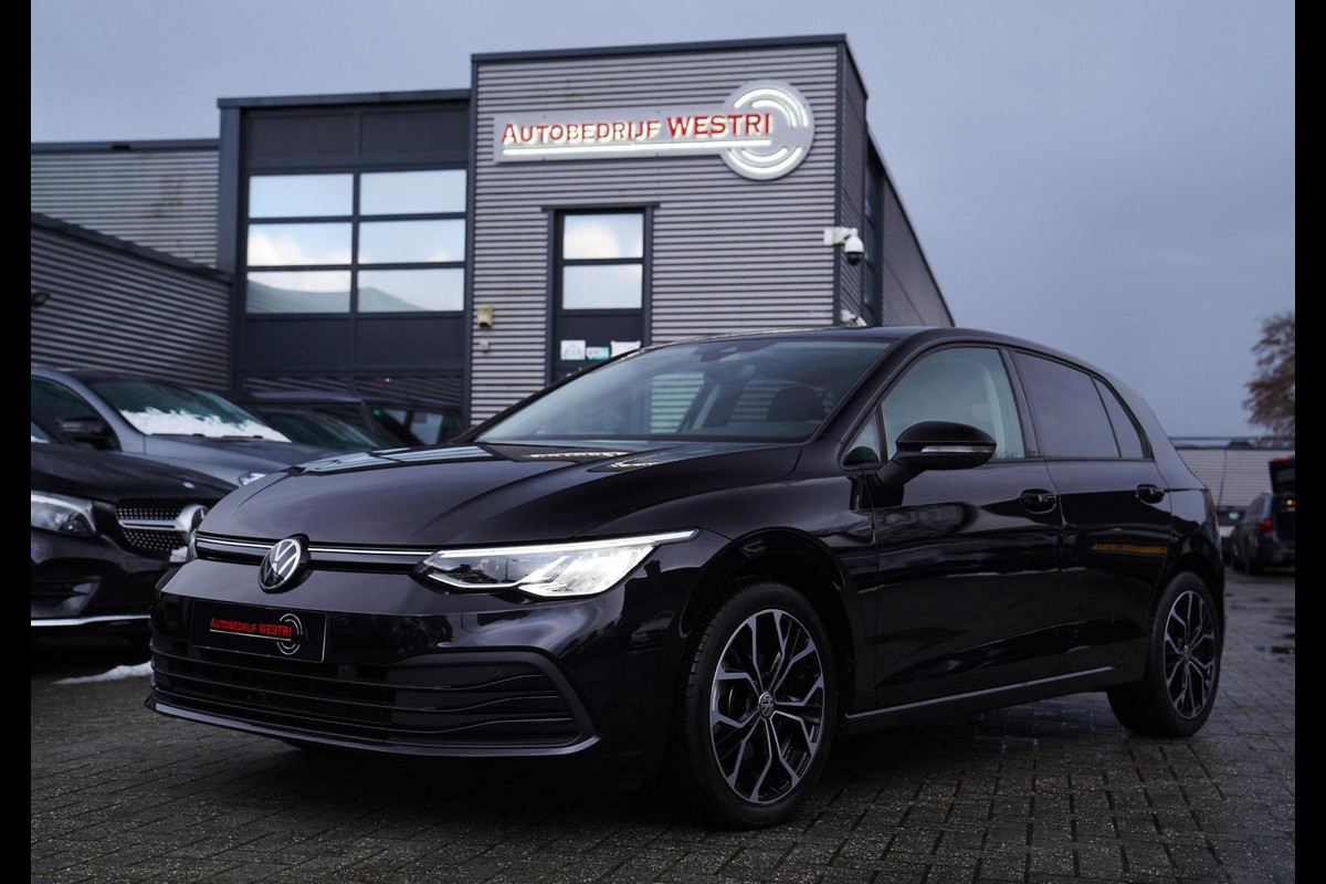 Volkswagen Golf 1.0 TSI Golf | LED | inclusief BTW | 1e eigenaar | Zwart | Navigatie | 6 bak handgeschakeld | NAP | BTW Volkswagen Golf 1.0 TSI Golf | LED | inclusief BTW | 1e eigenaar | Zwart | Navigatie | 6 bak handgeschakeld | NAP | BTW