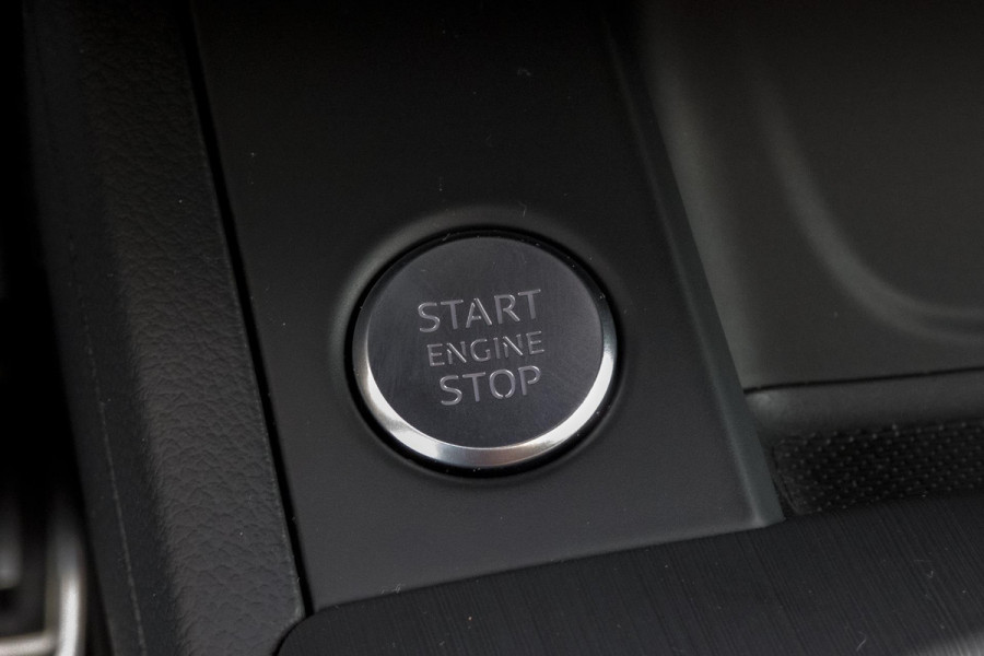 Audi A5 Sportback 2.0 TFSI MHEV Sport S-line Edition | S-LINE INTERIEUR | STOELVERWARMING | NAVIGATIE | AFGEVLAKT SPORTSTUUR
