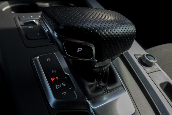Audi A5 Sportback 2.0 TFSI MHEV Sport S-line Edition | S-LINE INTERIEUR | STOELVERWARMING | NAVIGATIE | AFGEVLAKT SPORTSTUUR