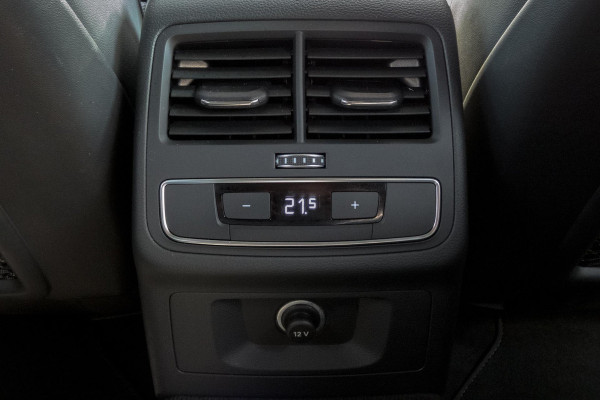 Audi A5 Sportback 2.0 TFSI MHEV Sport S-line Edition | S-LINE INTERIEUR | STOELVERWARMING | NAVIGATIE | AFGEVLAKT SPORTSTUUR