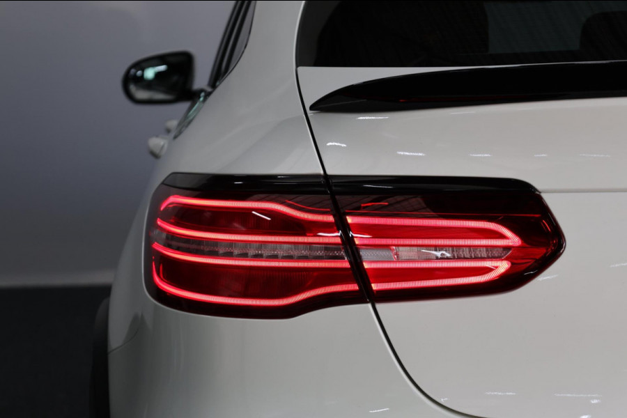 Mercedes-Benz GLC Coupé 250 4MATIC AMG Line LED/SFEER/PANORAMADAK/LEER+S.VERWARMING/KEYLES/22"/CAM/ACC/ECC/12 MDN GARANTIE!