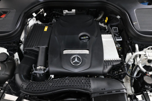 Mercedes-Benz GLC Coupé 250 4MATIC AMG Line LED/SFEER/PANORAMADAK/LEER+S.VERWARMING/KEYLES/22"/CAM/ACC/ECC/12 MDN GARANTIE!
