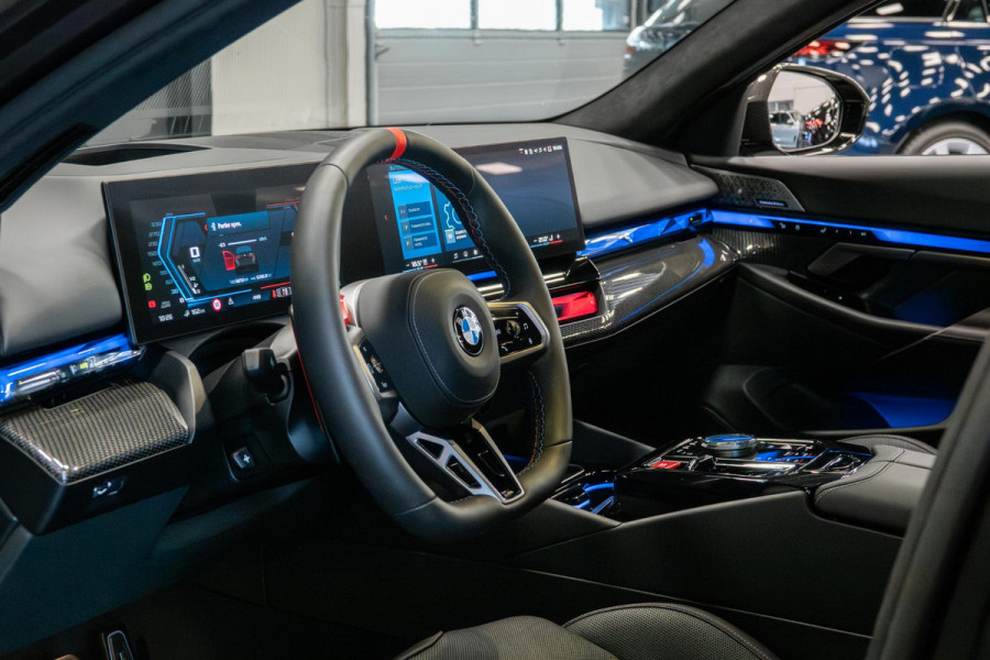 BMW 5 Serie M5 *Ultimate-Pakket / Bowers & Wilkins / Keramisch / M-Carbon in- & exterieur / Stoelventilatie / Memory*
