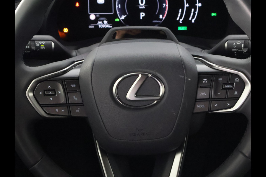 Lexus LBX Business Line Pro 2WD | Dodehoek detectie | Stuur- & Stoelverwarming | Navigatie | Parkeersensoren
