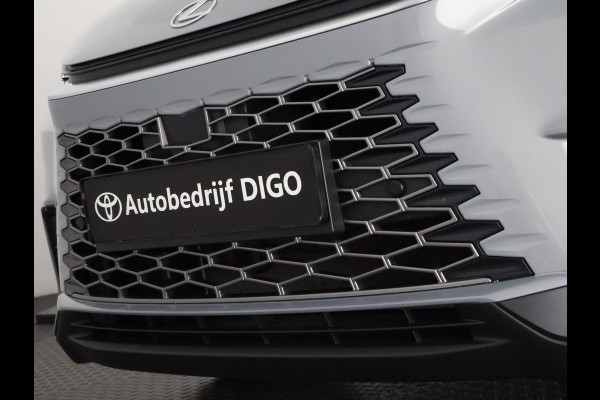 Lexus LBX Business Line Pro 2WD | Dodehoek detectie | Stuur- & Stoelverwarming | Navigatie | Parkeersensoren