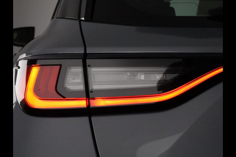Lexus LBX Business Line Pro 2WD | Dodehoek detectie | Stuur- & Stoelverwarming | Navigatie | Parkeersensoren