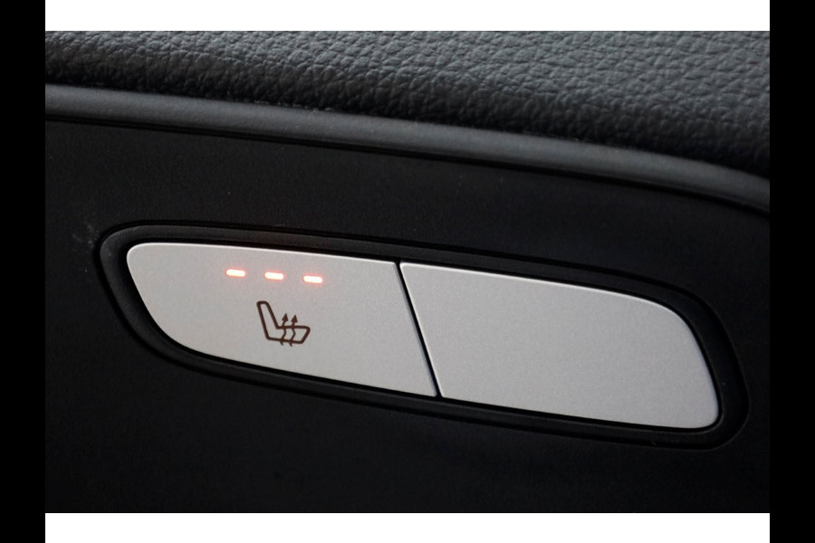 Mercedes-Benz Vito 114 CDI 136pk Compact 9G Automaat 2x Schuifdeur/LED/Camera/Inrichting 05-2022