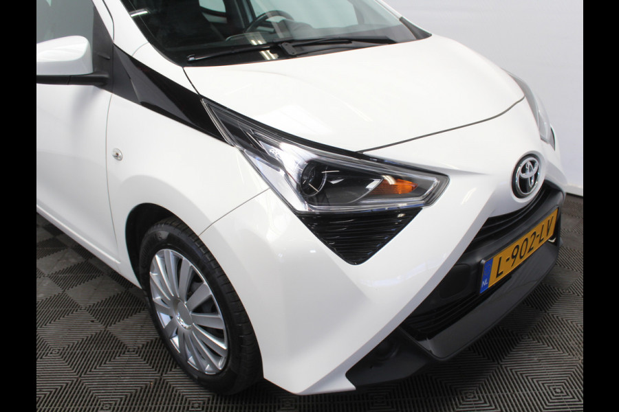 Toyota Aygo 1.0 VVT-i x-play CARPLAY | AIRCO | LED | CAMERA | STB | ISOFIX
