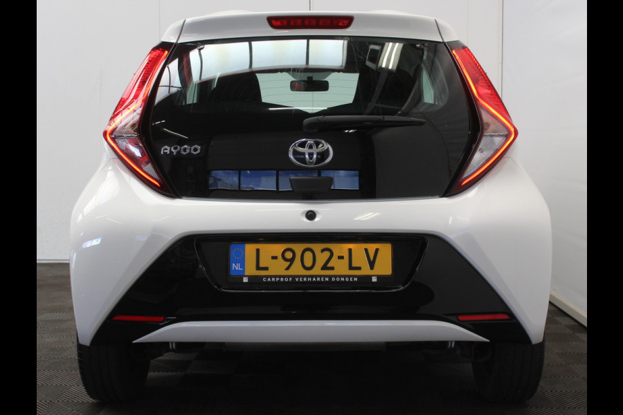 Toyota Aygo 1.0 VVT-i x-play CARPLAY | AIRCO | LED | CAMERA | STB | ISOFIX
