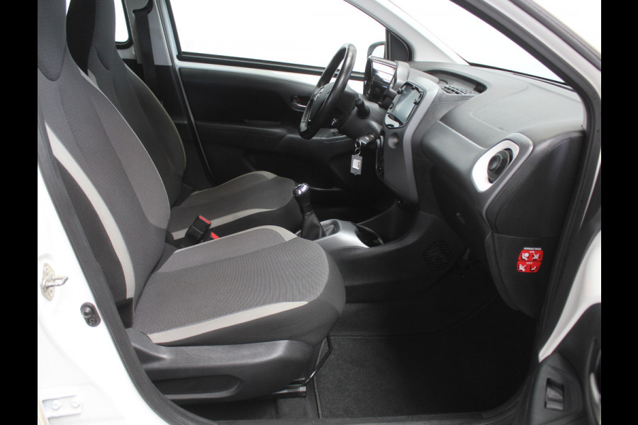 Toyota Aygo 1.0 VVT-i x-play CARPLAY | AIRCO | LED | CAMERA | STB | ISOFIX