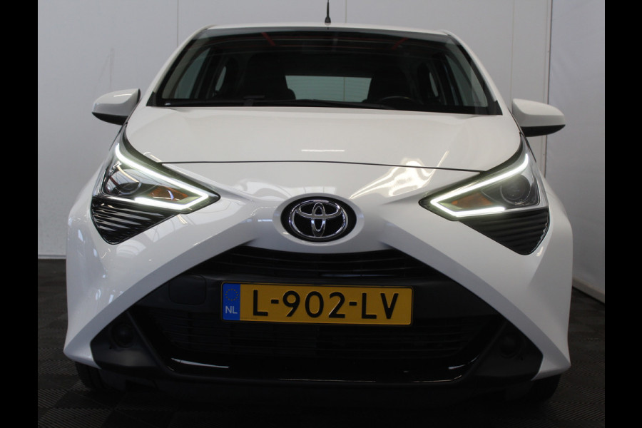 Toyota Aygo 1.0 VVT-i x-play CARPLAY | AIRCO | LED | CAMERA | STB | ISOFIX