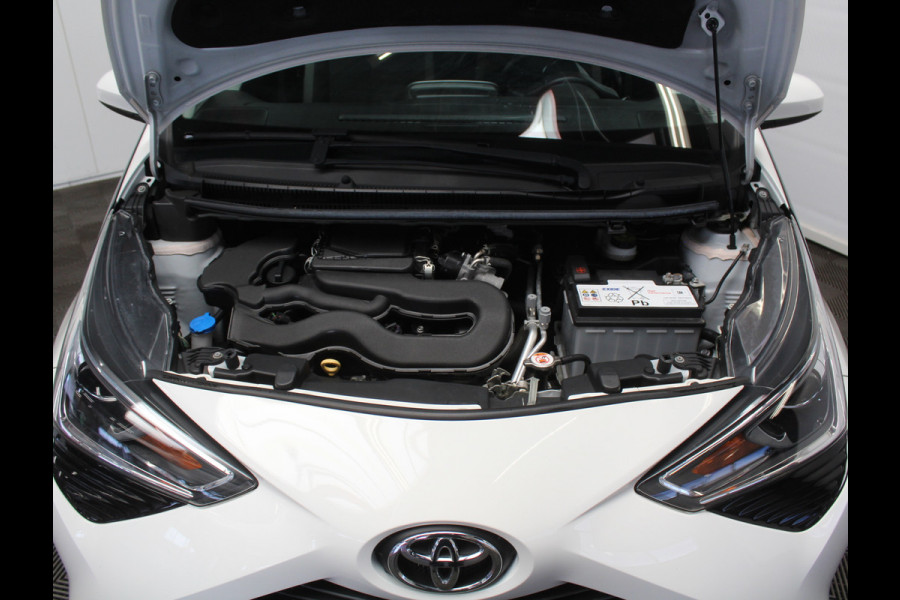 Toyota Aygo 1.0 VVT-i x-play CARPLAY | AIRCO | LED | CAMERA | STB | ISOFIX