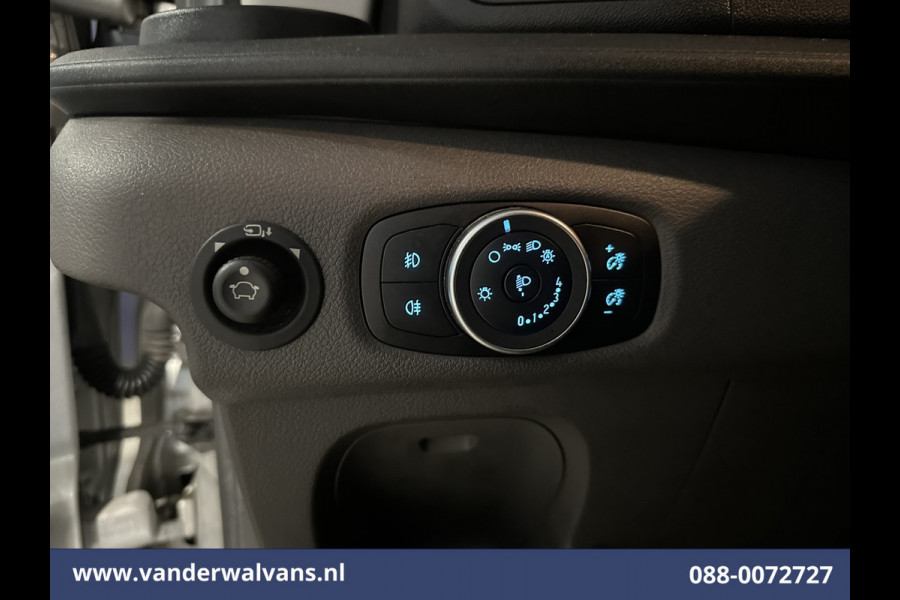 Ford Transit 2.0 TDCI 130pk L2H2 Euro6 Airco | Camera | Navigatie | Apple Carplay | Android Auto LED, Cruiscontrol, Verwarmde Voorruit, Parkeersensoren, Bijrijdersbank
