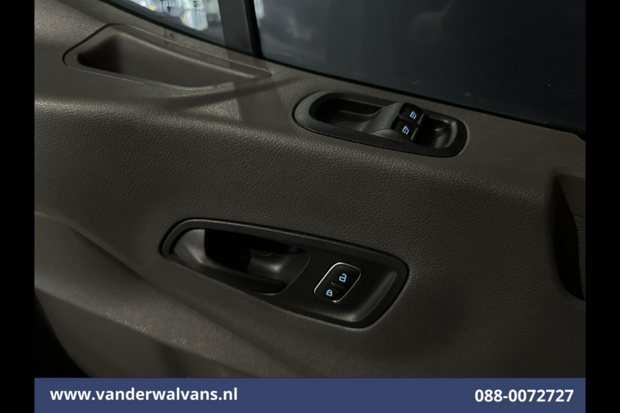 Ford Transit 2.0 TDCI 130pk L2H2 Euro6 Airco | Camera | Navigatie | Apple Carplay | Android Auto LED, Cruiscontrol, Verwarmde Voorruit, Parkeersensoren, Bijrijdersbank