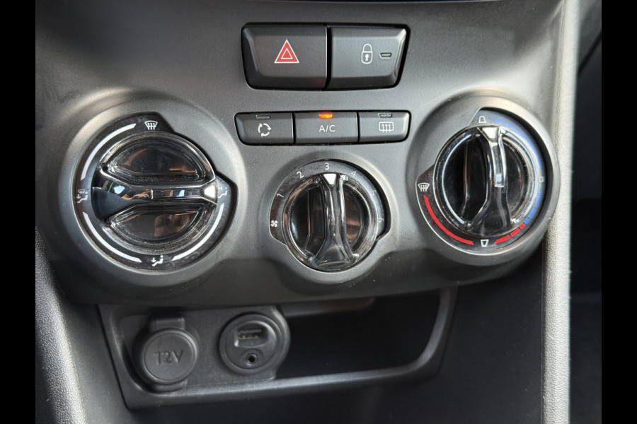 Peugeot 2008 1.2 PureTech Blue Lion 110pk,Trekhaak,2e Eigenaar,Navi,Automaat,Airco,Cruise,Lm velgen,Apk tot 03-2026