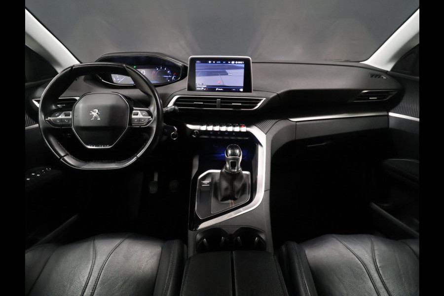 Peugeot 5008 1.2 PureTech Blue Lease Executive [TREKHAAK, PDC V+A, APPLE CARPLAY, ANDROID AUTO, CRUISE CONTROL, 7 PERSOONS, AUTOMATISCHE AIRCO, NAVIGATIE, NIEUWSTAAT]