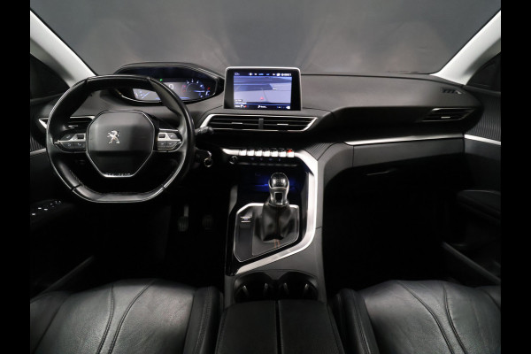 Peugeot 5008 1.2 PureTech Blue Lease Executive [TREKHAAK, PDC V+A, APPLE CARPLAY, ANDROID AUTO, CRUISE CONTROL, 7 PERSOONS, AUTOMATISCHE AIRCO, NAVIGATIE, NIEUWSTAAT]