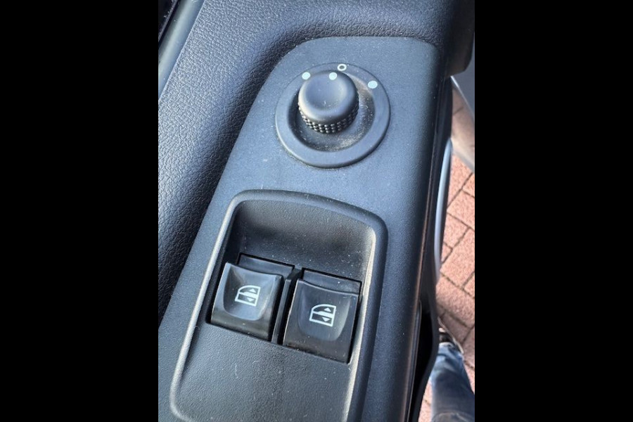Opel Vivaro 1.6 CDTI 125pk L2 H1 Euro6 Sport Edition EcoFlex 139.000km Airco,Navigatie,Camera