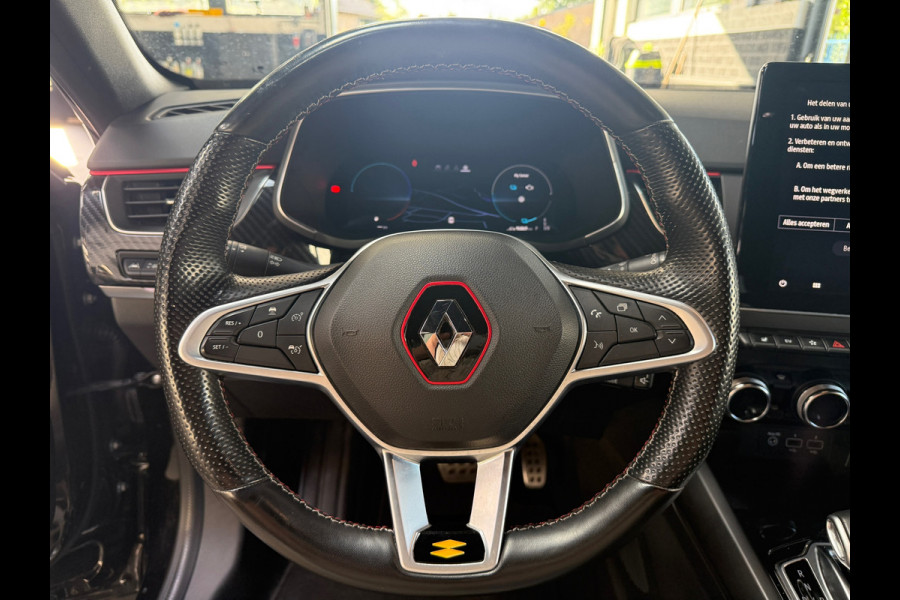 Renault Arkana 1.6 E-Tech Hybrid 145 R.S. Line | Leder/alcantara | Camera | LED | 18 inch | Sfeer | Elektr. stoelen | Carbon