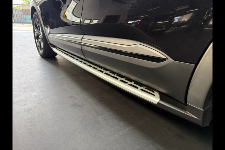Renault Arkana 1.6 E-Tech Hybrid 145 R.S. Line | Leder/alcantara | Camera | LED | 18 inch | Sfeer | Elektr. stoelen | Carbon