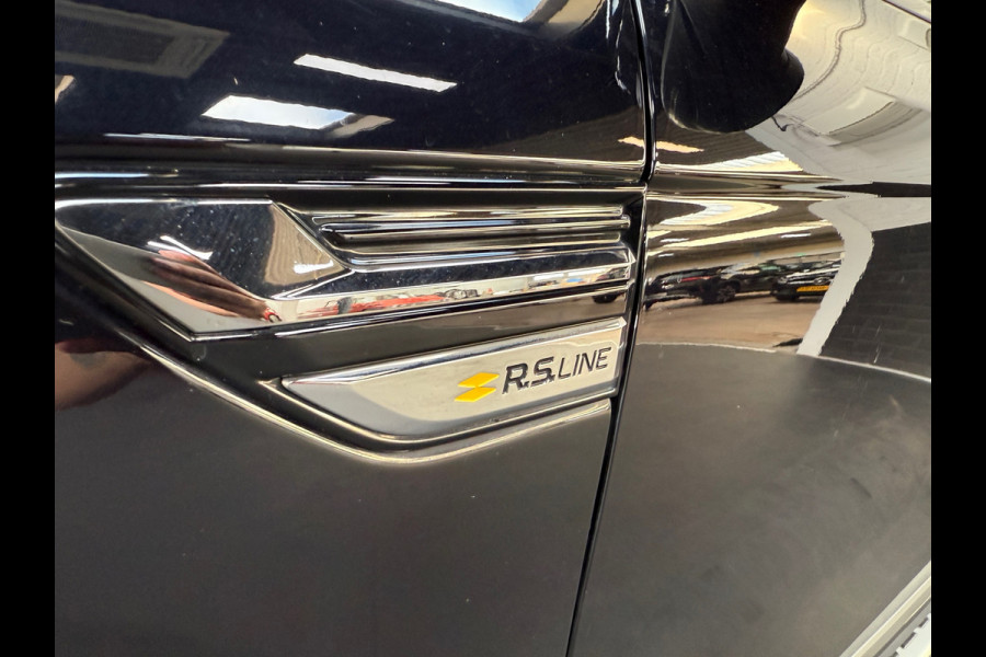 Renault Arkana 1.6 E-Tech Hybrid 145 R.S. Line | Leder/alcantara | Camera | LED | 18 inch | Sfeer | Elektr. stoelen | Carbon