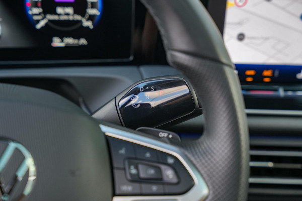 Volkswagen Tiguan 1.5 eTSI R-Line Business Panoramadak Ambient IQ Light Harman/Kardon Sportstoelen HeadUp