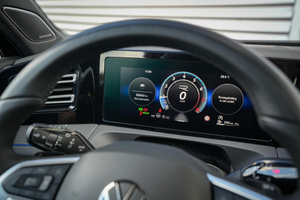 Volkswagen Tiguan 1.5 eTSI R-Line Business Panoramadak Ambient IQ Light Harman/Kardon Sportstoelen HeadUp