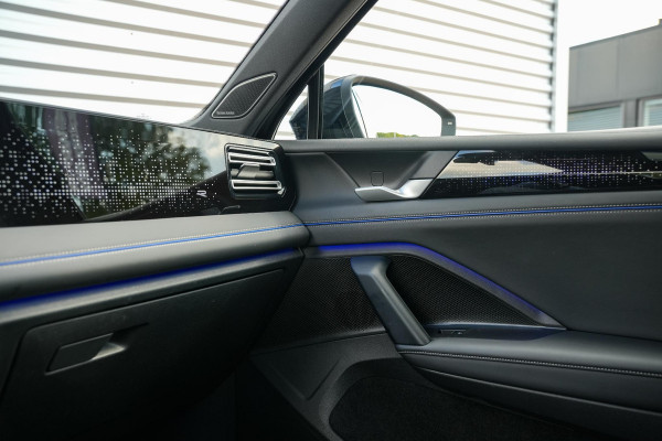 Volkswagen Tiguan 1.5 eTSI R-Line Business Panoramadak Ambient IQ Light Harman/Kardon Sportstoelen HeadUp