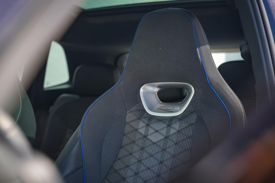 Volkswagen Tiguan 1.5 eTSI R-Line Business Panoramadak Ambient IQ Light Harman/Kardon Sportstoelen HeadUp