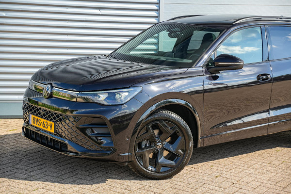 Volkswagen Tiguan 1.5 eTSI R-Line Business Panoramadak Ambient IQ Light Harman/Kardon Sportstoelen HeadUp