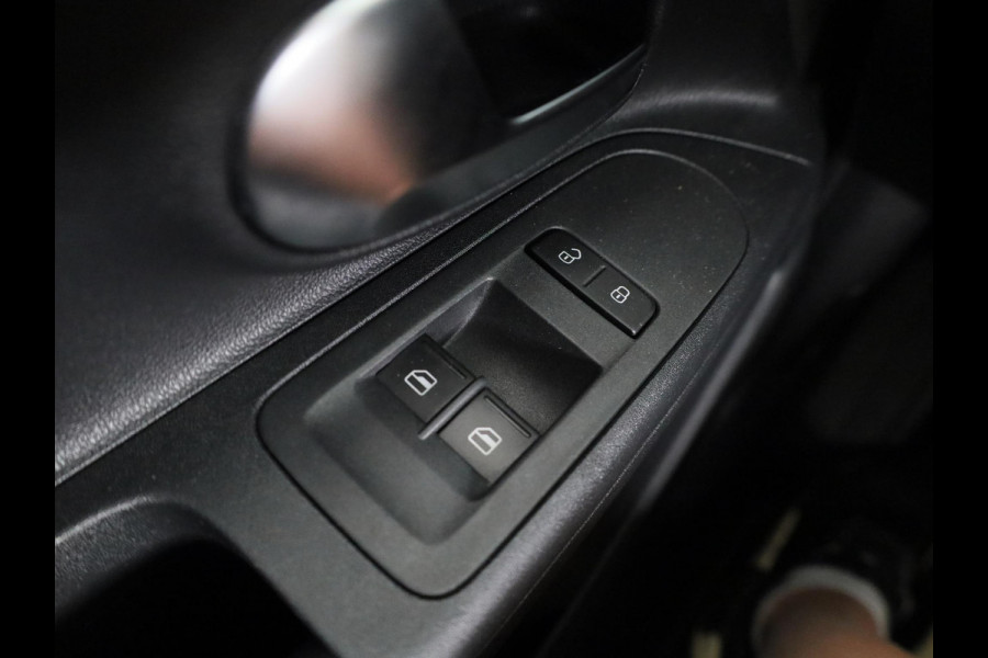 Volkswagen up! 1.0 65PK | Airco | Navigatie via app | Cruise control | Camera | Parkeersensoren