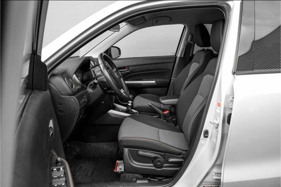 Suzuki Vitara 1.4 Boosterjet Hybrid 140PK Navi Camera