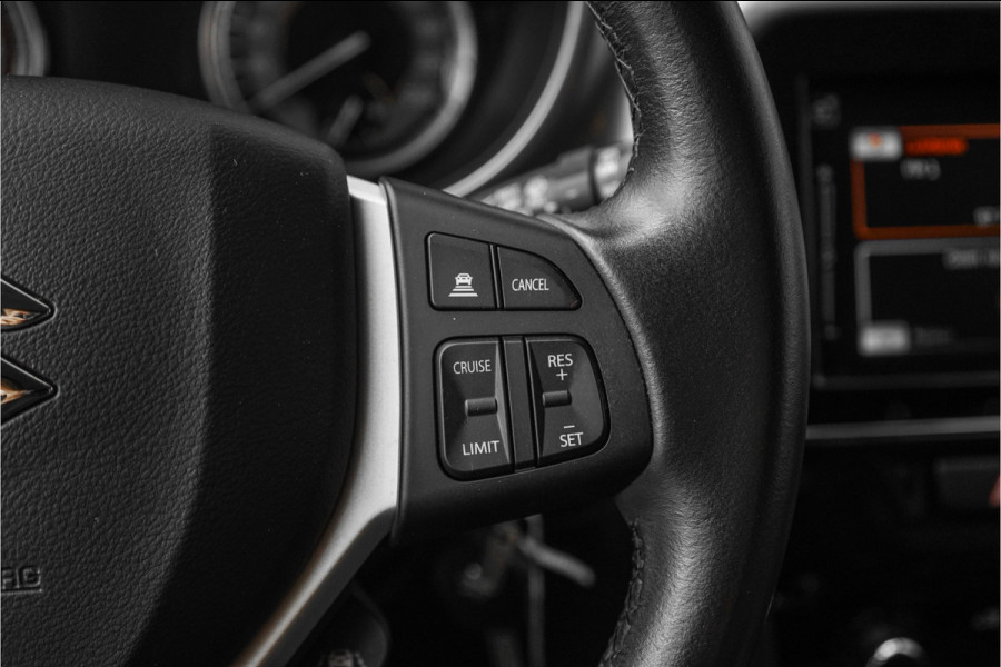 Suzuki Vitara 1.4 Boosterjet Hybrid 140PK Navi Camera