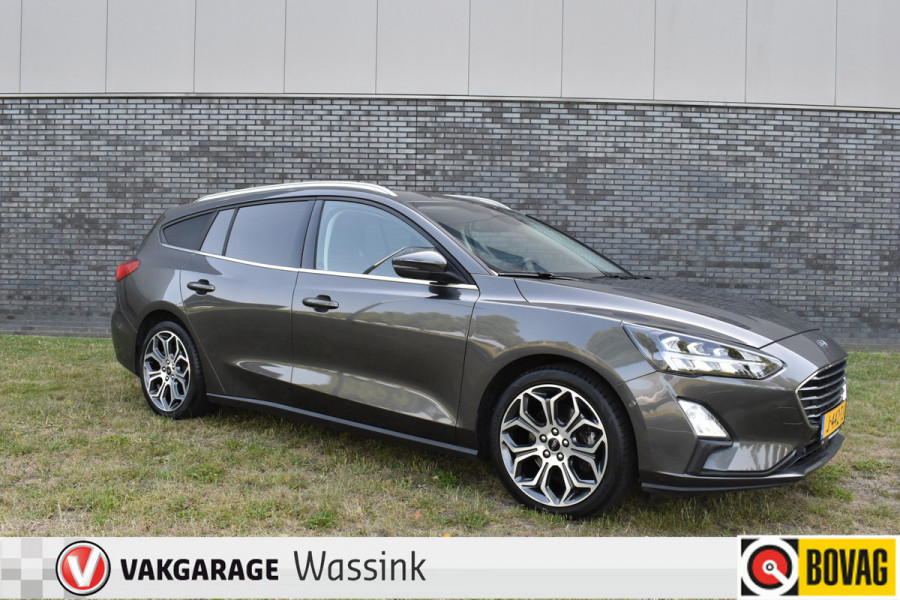 Ford FOCUS Wagon 1.0 EcoBoost Titanium Business Automaat Trekhaak Navigatie stuur/voorruit verwarming
