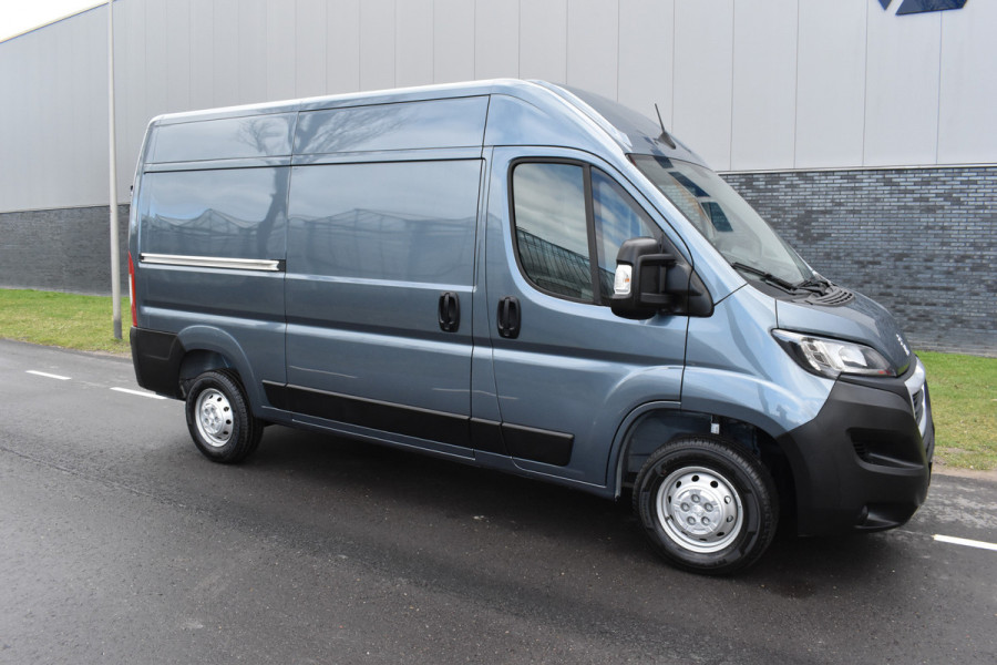 Peugeot Boxer 2.2 BlueHDi 140 L2H2 3.3t L2 H2 BPM vrij |Clima navi/carplay Cruise 3-zits Euro 6 Ook LEASE mogelijkheden