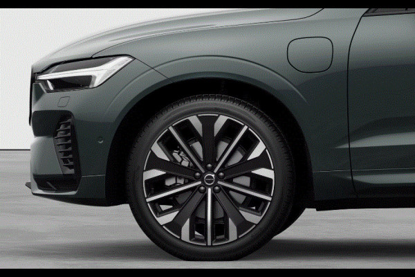 Volvo XC60 T6 350PK AWD Ultra Dark / Luchtvering / 360 Camera / Head Up Display / Panorama Dak / 21'' LM Velgen /