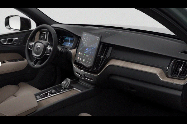 Volvo XC60 T6 350PK AWD Ultra Dark / Luchtvering / 360 Camera / Head Up Display / Panorama Dak / 21'' LM Velgen /