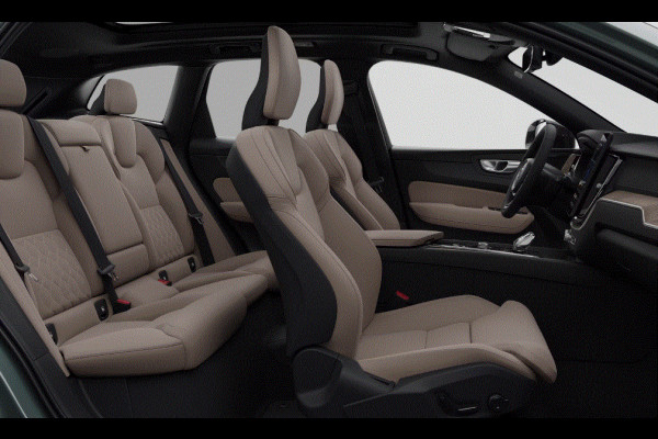 Volvo XC60 T6 350PK AWD Ultra Dark / Luchtvering / 360 Camera / Head Up Display / Panorama Dak / 21'' LM Velgen /
