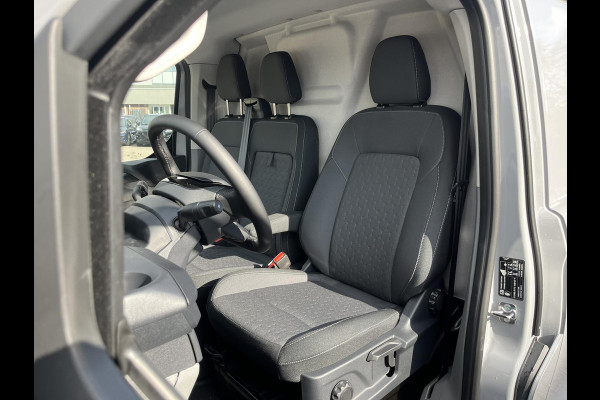 Ford Transit Custom 320 2.5 PHEV L2H1 Limited | 0,99% Renteactie | SCI | 233pk | Driver Assistance pack Premium | Wegklapbare Trekhaak | Verwarmd Stuurwiel | 17 inch Licht metalen Velgen | B&O Speakers