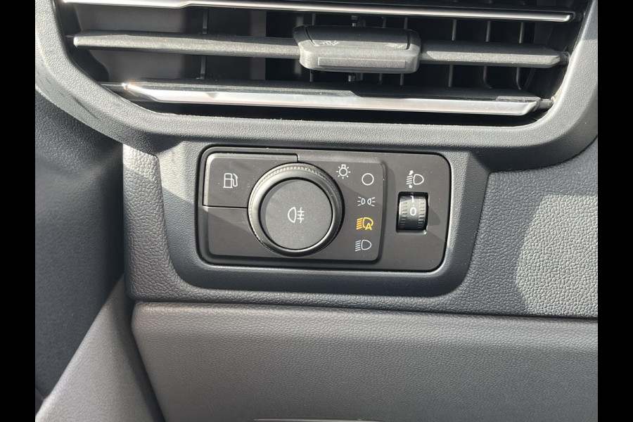 Ford Transit Custom 320 2.5 PHEV L2H1 Limited | 0,99% Renteactie | SCI | 233pk | Driver Assistance pack Premium | Wegklapbare Trekhaak | Verwarmd Stuurwiel | 17 inch Licht metalen Velgen | B&O Speakers