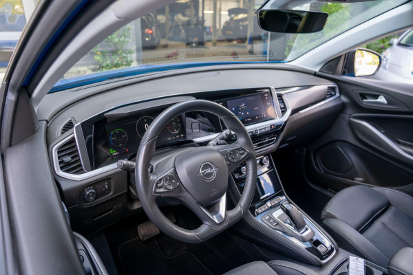Opel Grandland 1.6 Turbo Plug-In Hybrid Ultimate | Prijs rijklaar incl. 12 mnd garantie | Memory lederen stoelen Camera Blindspot